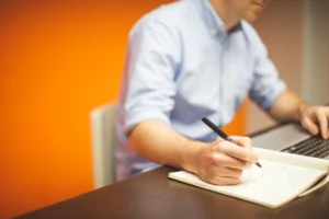 How to Start Your Own Online Business with a Small Amount of Money